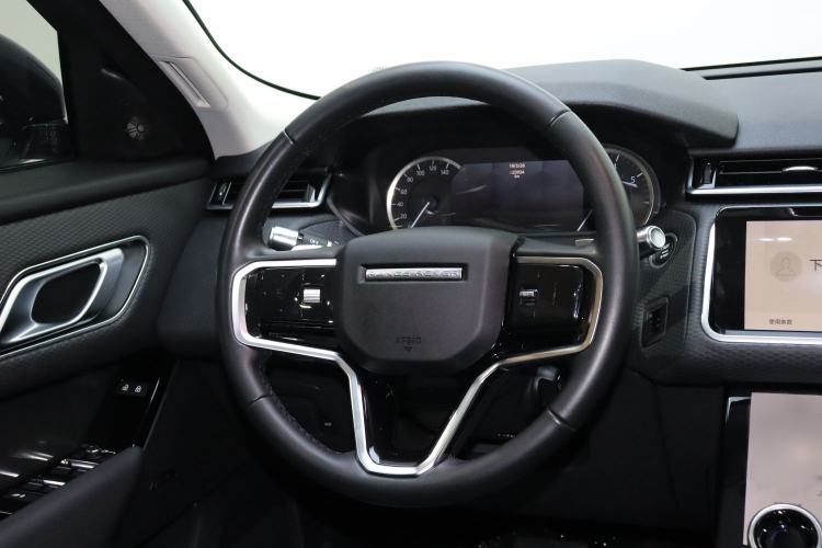 Used Land Rover Range Velar 2022 250 PS Steering Wheel