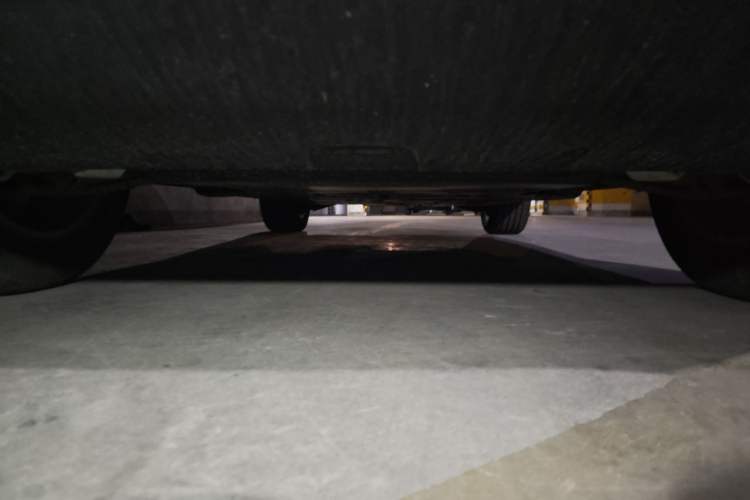 Used Land Rover Range Velar 2023 250 PS Chassis Front