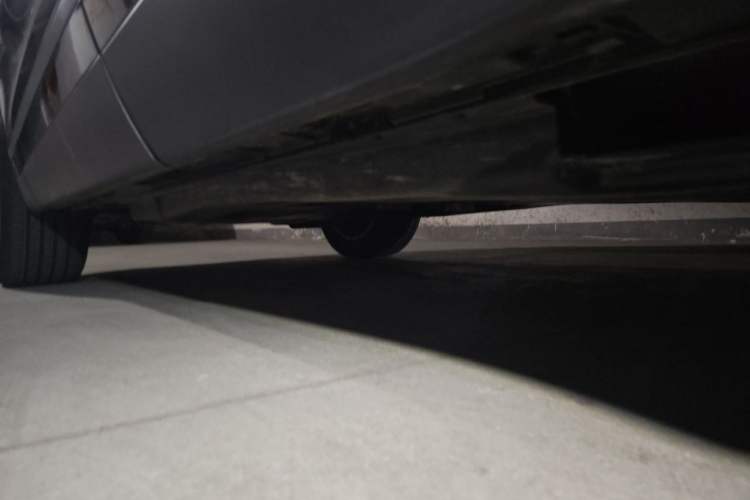 Used Land Rover Range Velar 2023 250 PS Chassis Rear Left