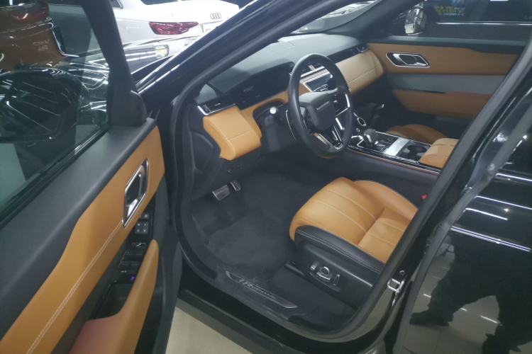 Used Land Rover Range Velar 2023 250 PS Ebony Black Limited Edition Driver Seat