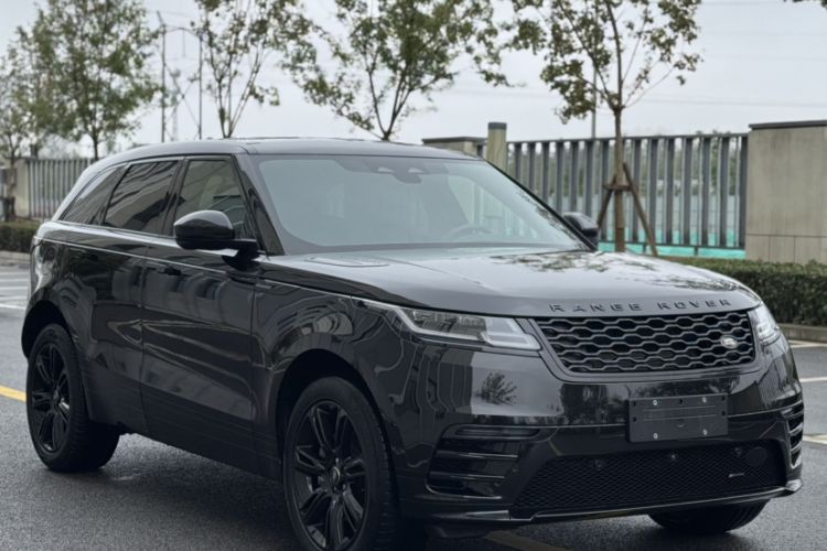 Used Land Rover Range Velar 2023 250 PS Ebony Black Limited Edition Exterior 2