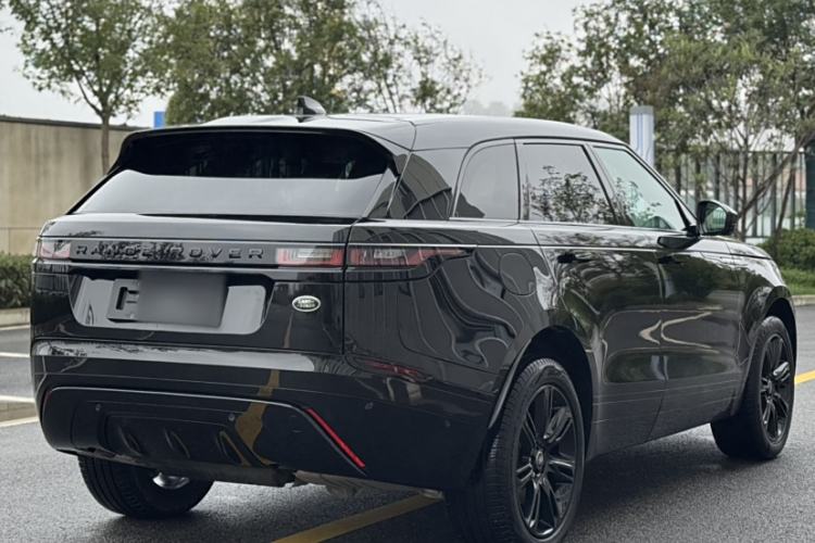 Used Land Rover Range Velar 2023 250 PS Ebony Black Limited Edition Exterior 5