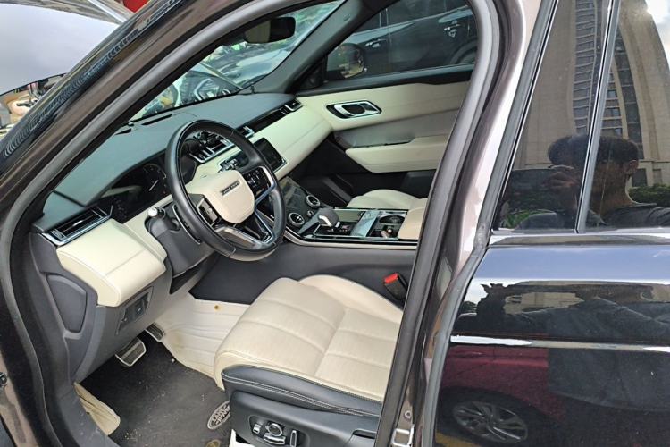Used Land Rover Range Velar 2023 250 PS Ebony Black Limited Edition Left Front Seat