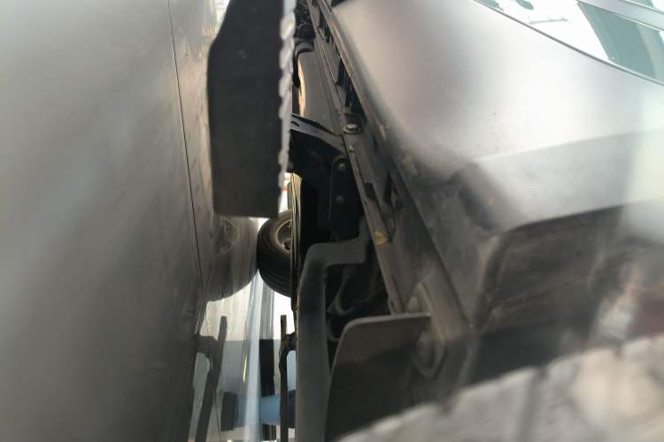 Used Land Rover Range Velar 2023 250 PS Left Side Sill