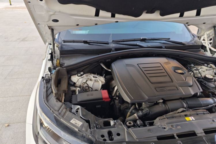Used Land Rover Range Velar 2023 250 PS Ebony Black Limited Edition Engine Bay Right