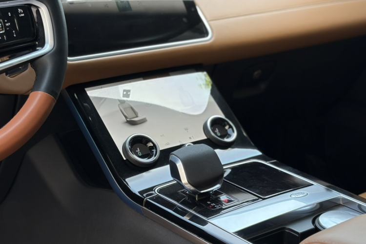 Used Land Rover Range Velar 2023 250 PS Ebony Black Limited Edition Interior 6