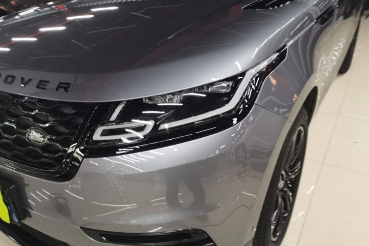 Used Land Rover Range Velar 2023 250 PS Ebony Black Limited Edition Left Front Headlight