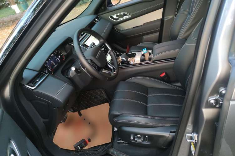 Used Land Rover Range Velar 2023 250 PS Ebony Black Limited Edition Left Front Seat
