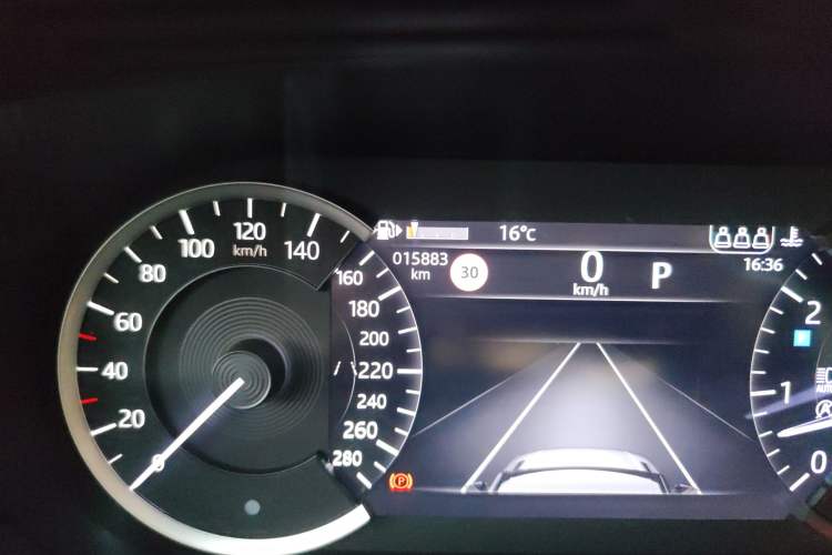 Used Land Rover Range Velar 2023 250 PS Ebony Black Limited Edition Odometer Close Up