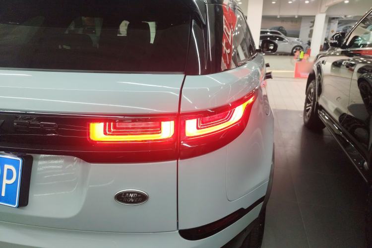 Used Land Rover Range Velar 2023 250 PS Ebony Black Limited Edition Right Rear Taillight