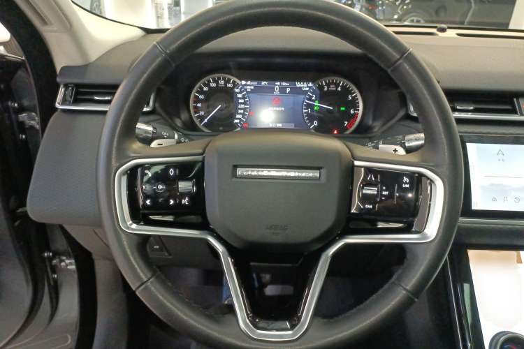 Used Land Rover Range Velar 2023 250 PS Steering Wheel