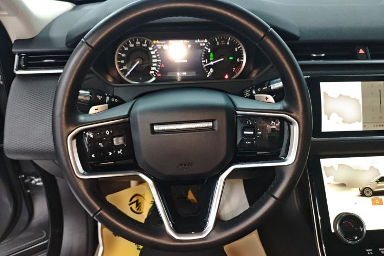 Used Land Rover Range Velar 2023 250 PS Steering Wheel