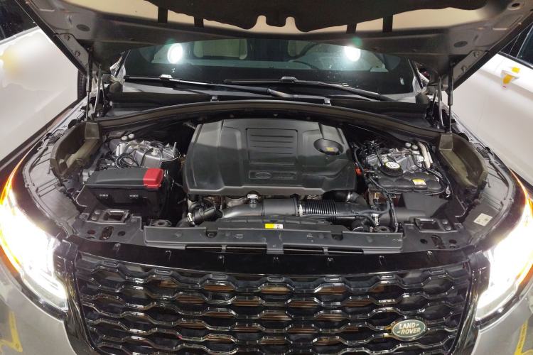 Used Land Rover Range Velar 2023 250 PS Ebony Black Limited Edition Engine Bay