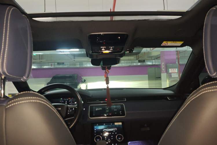 Used Land Rover Range Velar 2023 250 PS Ebony Black Limited Edition Headliner