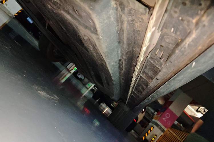 Used Land Rover Range Velar 2023 250 PS Chassis Front Left