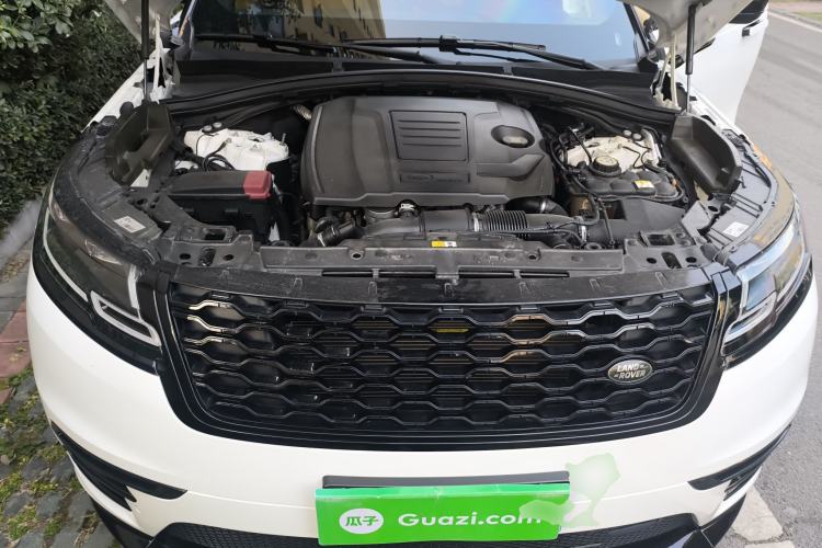 Used Land Rover Range Velar 2023 250 PS Ebony Black Limited Edition Engine Bay