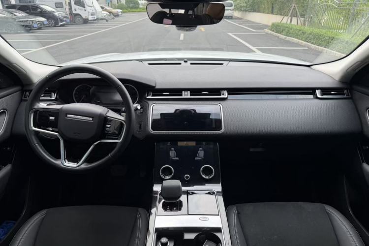 Used Land Rover Range Velar 2023 250 PS Interior 1