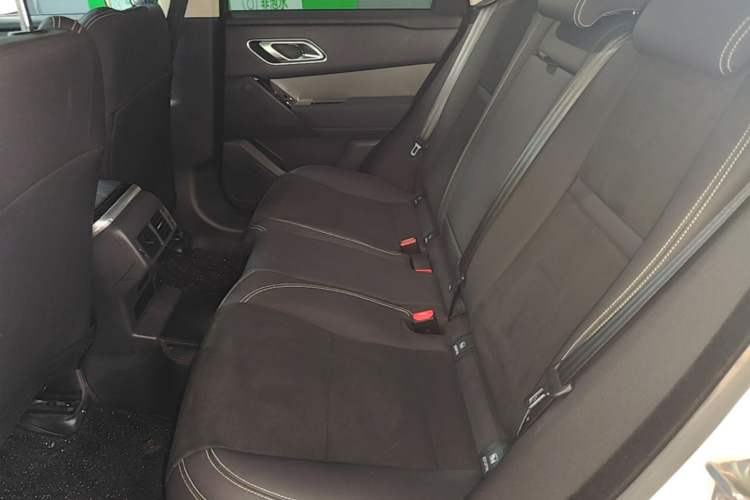 Used Land Rover Range Velar 2023 250 PS Left Rear Seat