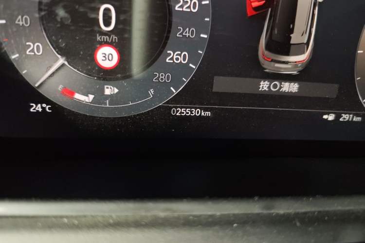 Used Land Rover Range Velar 2023 250 PS Odometer Close Up