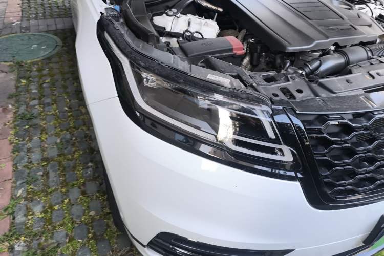 Used Land Rover Range Velar 2023 250 PS Ebony Black Limited Edition Right Front Headlight