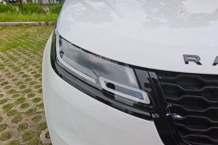 Used Land Rover Range Velar 2023 250 PS Ebony Black Limited Edition Right Front Headlight