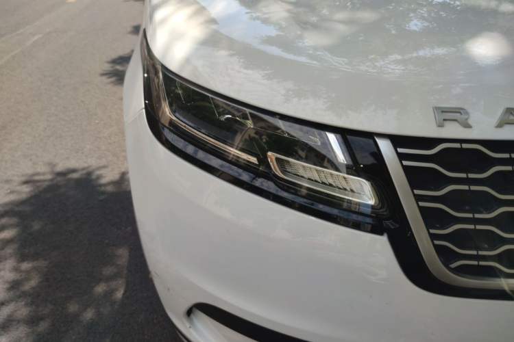 Used Land Rover Range Velar 2023 250 PS Right Front Headlight