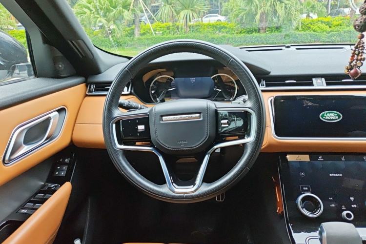 Used Land Rover Range Velar 2023 250 PS Ebony Black Limited Edition Steering Wheel