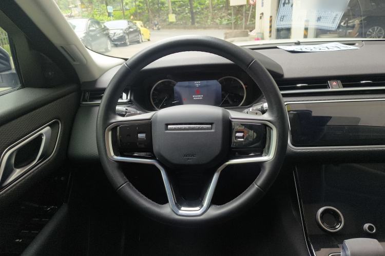 Used Land Rover Range Velar 2023 250 PS Steering Wheel