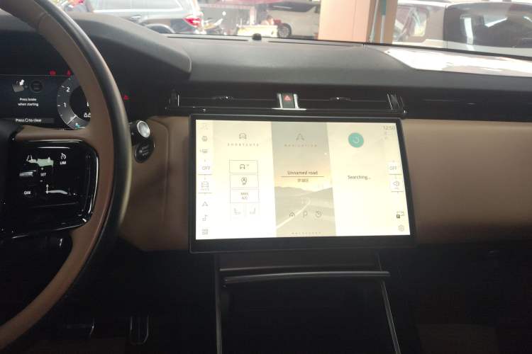 Used Land Rover Range Velar 2024 Dynamic HSE Audio And AC Panel