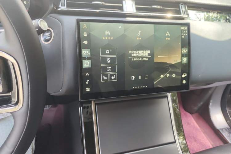 Used Land Rover Range Velar 2024 Dynamic SE Audio And AC Panel
