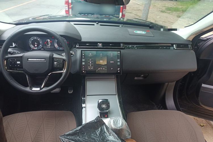 Used Land Rover Range Velar 2024 S Model Center Console