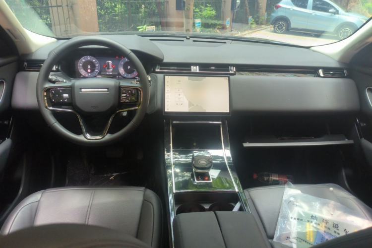 Used Land Rover Range Velar 2024 S Model Center Console