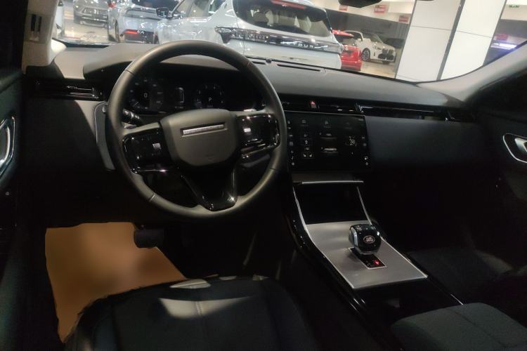 Used Land Rover Range Velar 2024 S Model Center Console