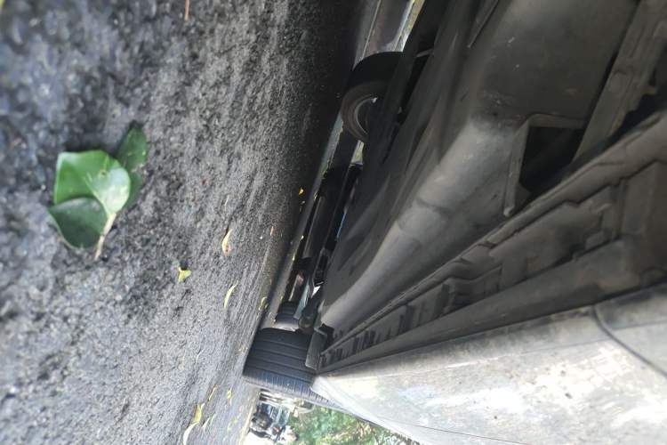 Used Land Rover Range Velar 2024 Dynamic SE Chassis Front Left