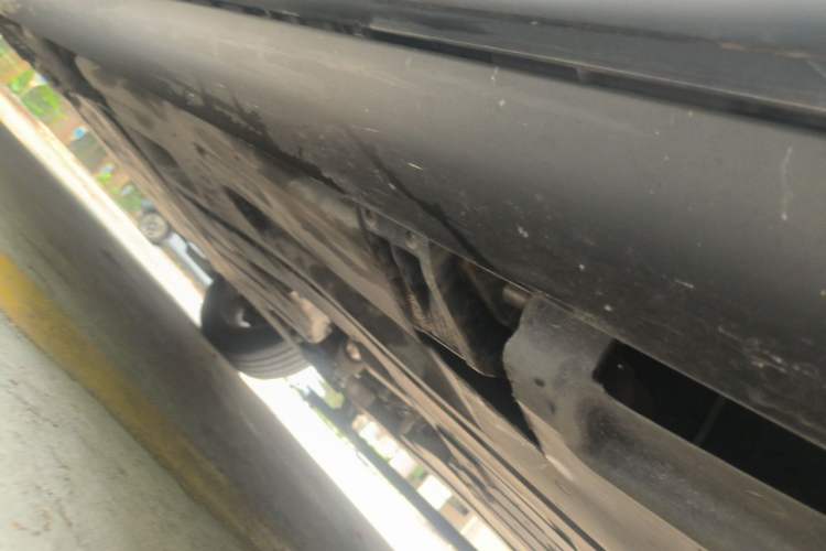 Used Land Rover Range Velar 2024 S Model Chassis Rear Left