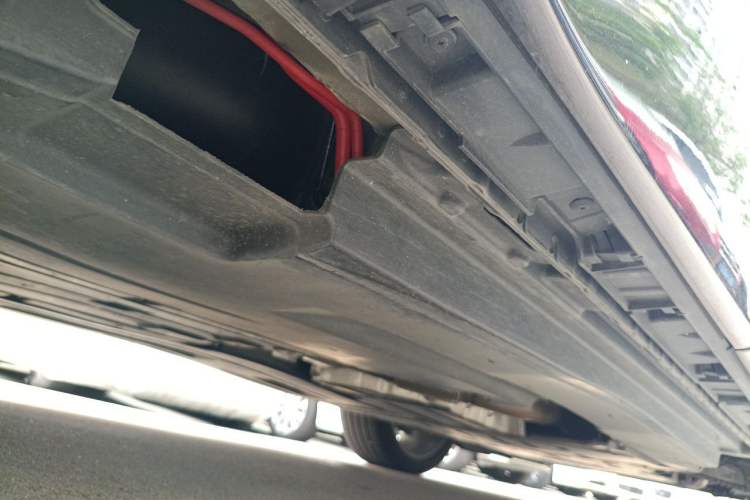 Used Land Rover Range Velar 2024 Flagship Edition Chassis Rear Right