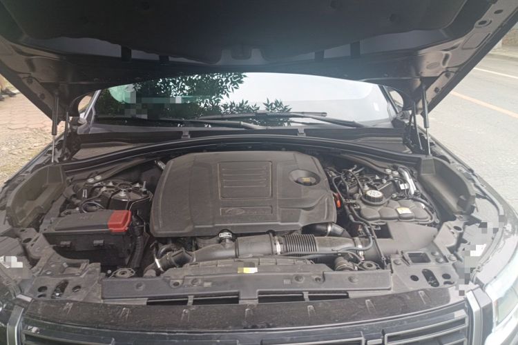 Used Land Rover Range Velar 2024 S Model Engine Bay