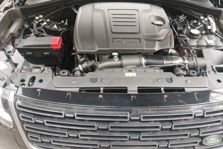 Used Land Rover Range Velar 2024 S Model Engine Bay