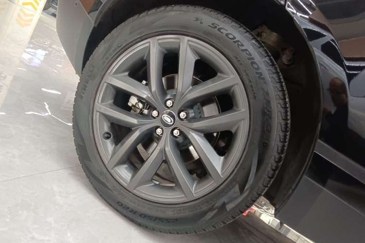 Used Land Rover Range Velar 2024 S Model Exterior 5