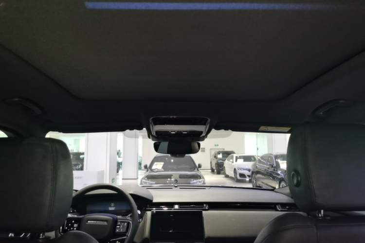 Used Land Rover Range Velar 2024 Dynamic SE Headliner