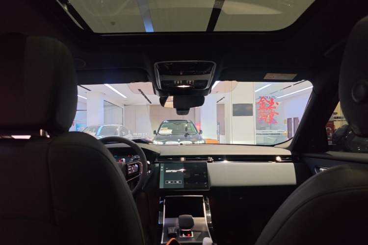 Used Land Rover Range Velar 2024 Dynamic SE Headliner