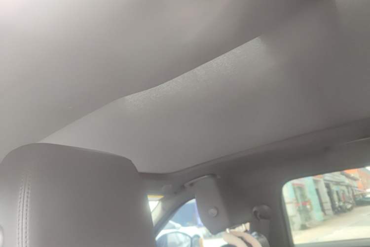 Used Land Rover Range Velar 2024 Dynamic SE Headliner