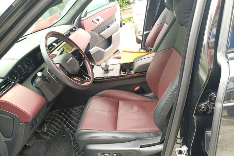 Used Land Rover Range Velar 2024 Flagship Edition Left Front Seat