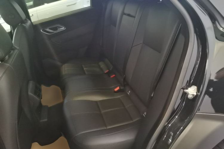 Used Land Rover Range Velar 2024 Dynamic SE Left Rear Seat
