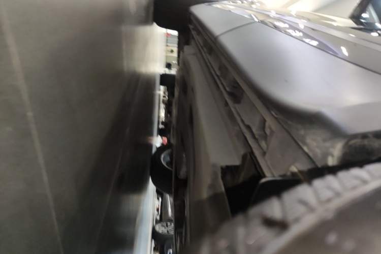 Used Land Rover Range Velar 2024 S Model Left Side Sill