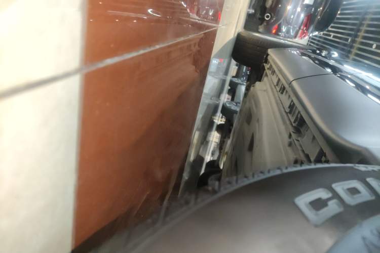 Used Land Rover Range Velar 2024 S Model Left Side Sill