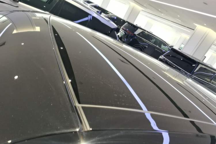 Used Land Rover Range Velar 2024 Dynamic SE Roof
