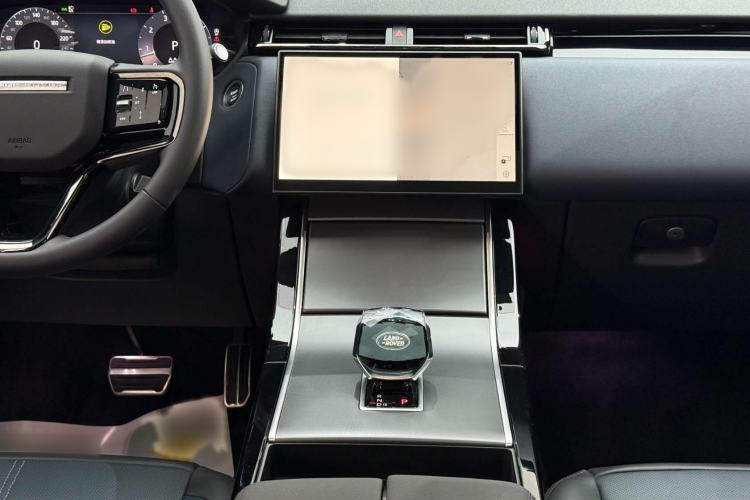 Used Land Rover Range Velar 2024 Dynamic SE Audio And AC Panel