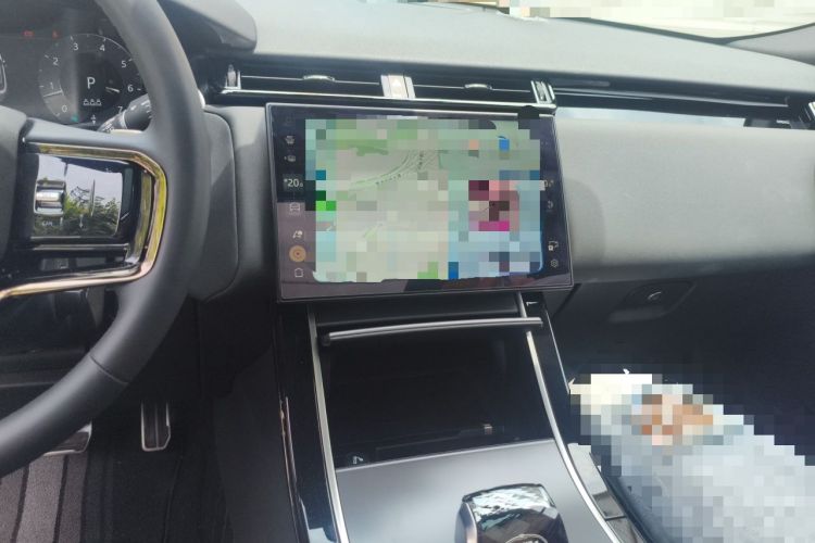 Used Land Rover Range Velar 2024 Dynamic SE Audio And AC Panel