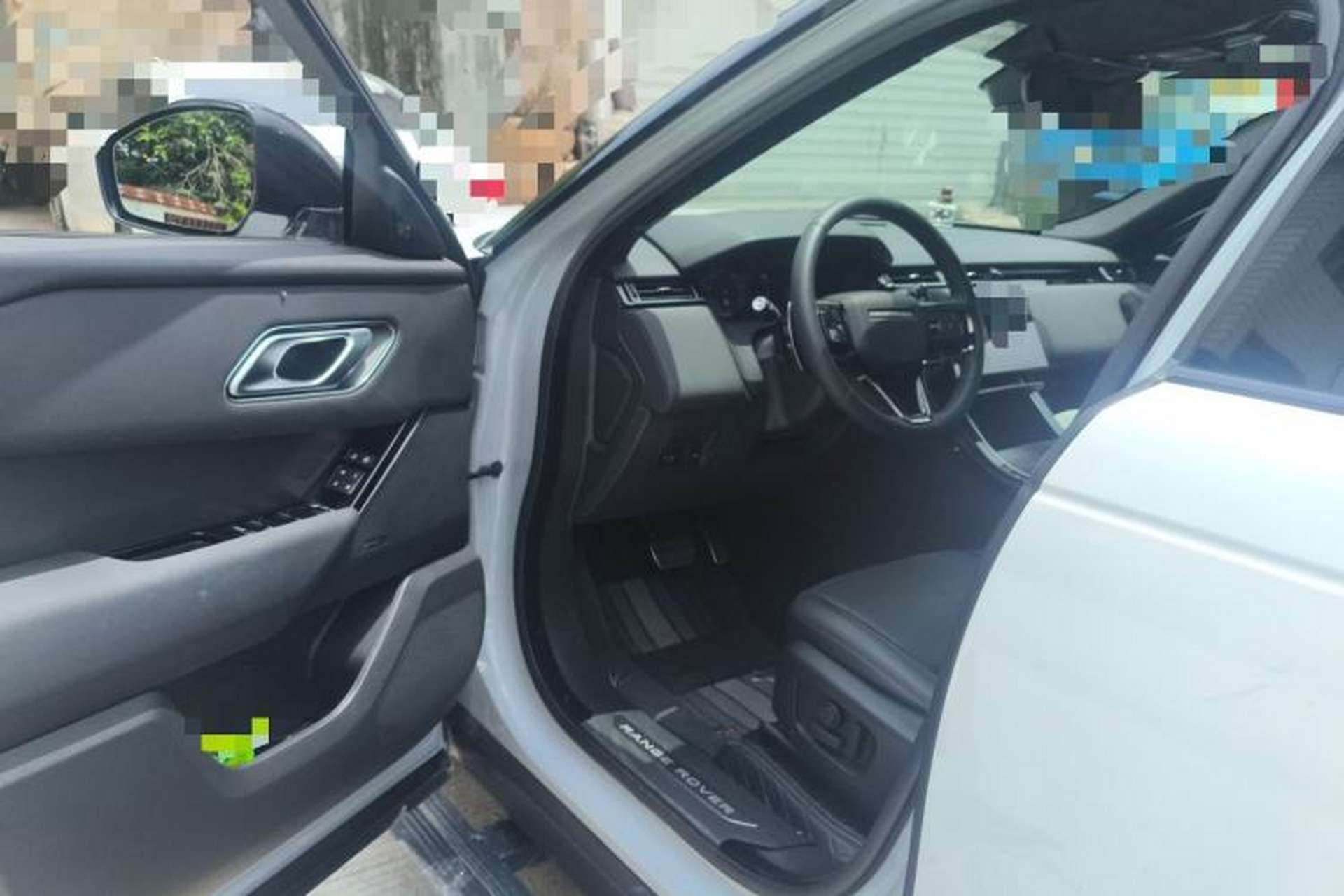 Used Land Rover Range Velar 2024 Dynamic SE Driver Seat